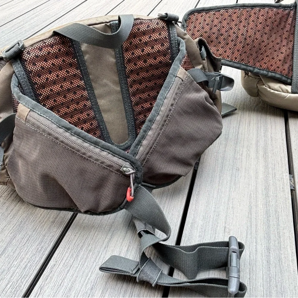Simms Waist Packs - Picture 6 of 14